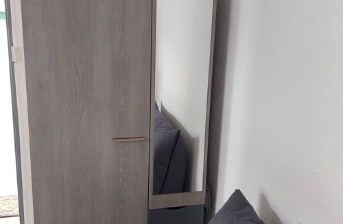 Vitrolles Apartment | STUDIO IN VITROLLES 13 BDR near Marseille TGV airport and bus station