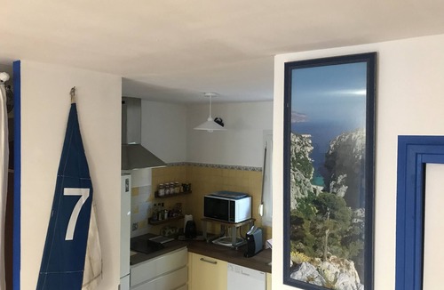La Timone Villa | Studio Indépendant Avec Piscine et Terrasse - Cigales and the City
