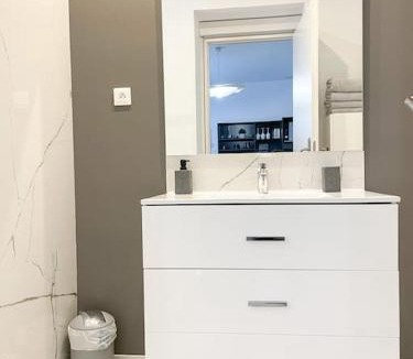 Alencon Apartment | Studio Jungle N2