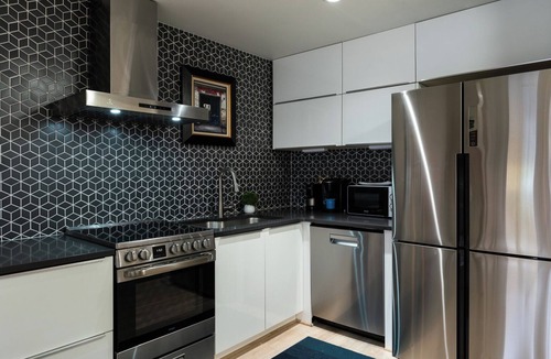 River Run Apartment | Studio Ketchum 2 blocks from downtown and walk to ski available for monthly stay