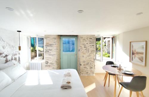 Saint-Maximin Apartment | Studio L'échappée - balnéo duo
