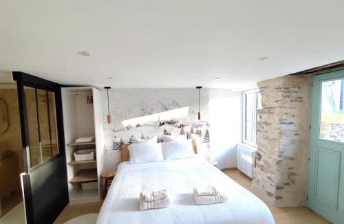 Saint-Maximin Apartment | Studio L'échappée - balnéo duo
