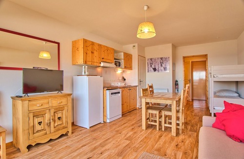 Chamrousse Apartment | Studio 'L'Oursière' with Mountain View and Balcony