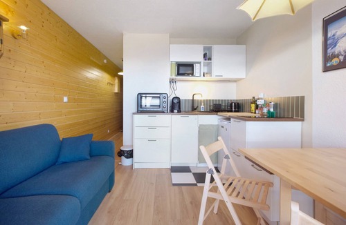 Auris Apartment | Studio "La Meije Mountain View" with Balcony and Mountain Views
