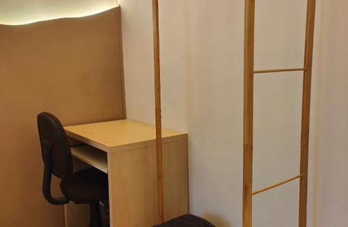 Auriol Apartment | Studio La Vague - Idéal Couple en Escapade Provence Hors Foules - Marché Samedi à Pied - Bois de la Lare 6km - CENTRE VILLE Auriol - Marseille 27km - Aubagne 11km - WIFI HD - Climatisation
