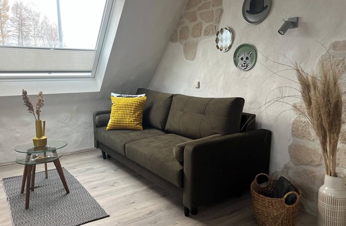 Bartholoma Apartment | Studio lb 11 - Modern & bright attic apartment on the edge of the Swabian Alb