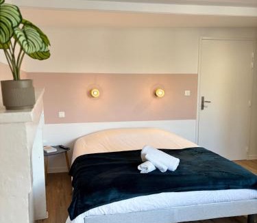 Chateau-Larcher Apartment | Studio Le Dolmen Château-Larcher Arrivée autonome