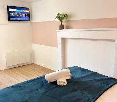 Chateau-Larcher Apartment | Studio Le Dolmen Château-Larcher Arrivée autonome