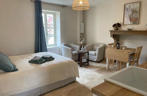 Pommard Apartment | Studio Le petit métayer climatisé