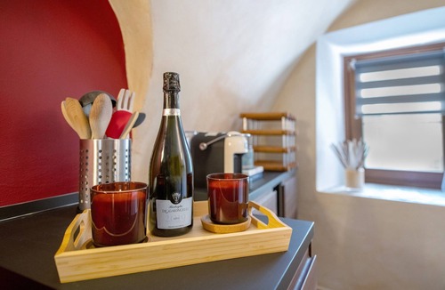 Pisogne Apartment | Studio 'Le Volte' with Wi-Fi