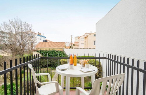La Jetee Apartment | Studio Les Amandiers by Interhome