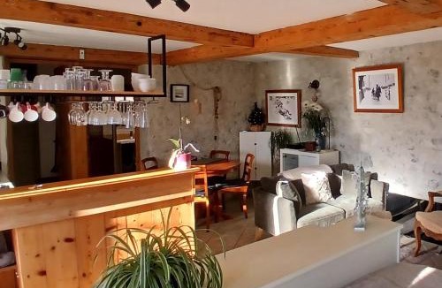 Montmin Apartment | Studio Les Chanterelles