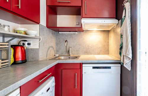 Brides-les-Bains Apartment | Studio Les Cybèles – Alps View | 3 Guests | Terrace & Wi-Fi