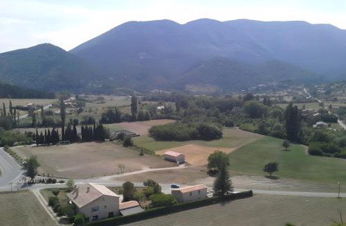 Montbrun-les-Bains Apartment | Studio Les Restanques