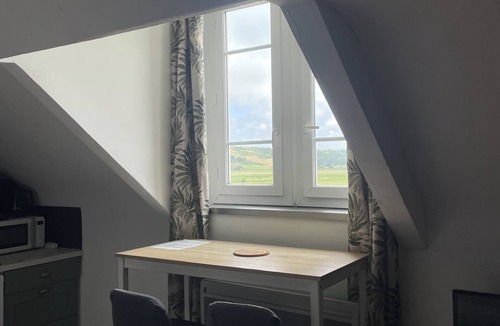Veulettes-sur-Mer Apartment | !Studio less than 50 meters from the sea !28 €/Night and 35 €/summer for 2 people