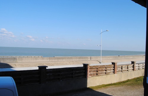 Veulettes-sur-Mer Apartment | !Studio less than 50 meters from the sea !28 €/Night and 35 €/summer for 2 people