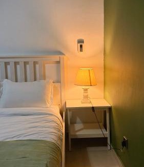 Jumeirah Lake Towers House | Studio-Like Private Bedroom with Balcony & Private Washroom in JLT