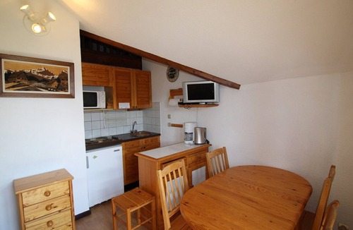 Auris Apartment | Studio loft cabin - 5 ppl, 400m from slopes with parking, pets allowed