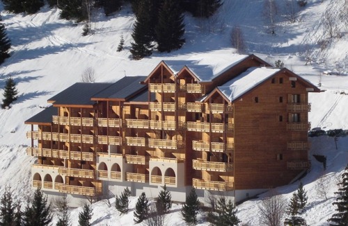 Auris Apartment | Studio loft cabin - 5 ppl, 400m from slopes with parking, pets allowed