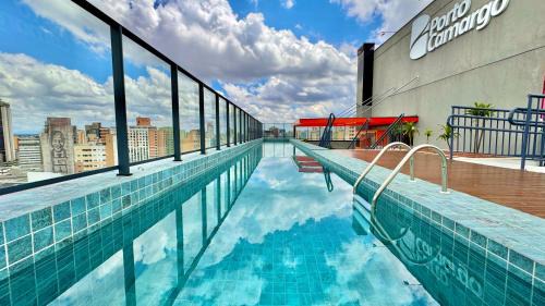 Matriz Apartment | Studio Log Centro | Piscina no Rooftop | Shopping Mueller | Curitiba