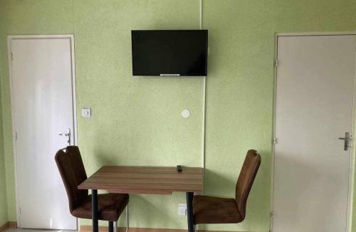 Saint-Louis Apartment | Studio Lora RM 1184L