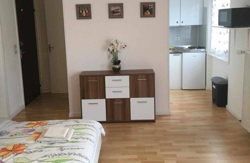 Saint-Louis Apartment | Studio Lora S101 just 4 km from Basel Airport, Mulhouse, Freiburg