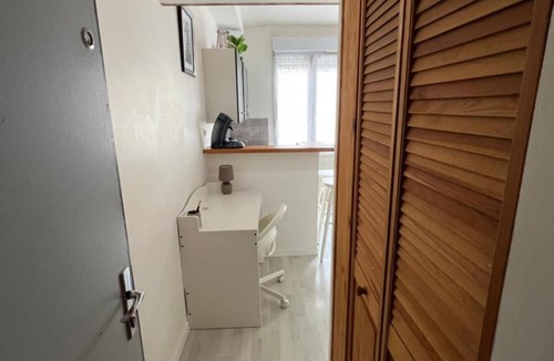 Mont d'Arene Apartment | Studio meublé proche centre et gare