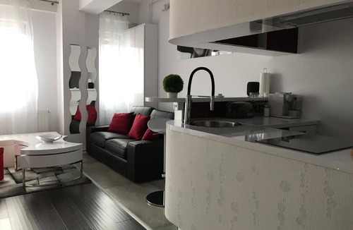 Chiajna Apartment | Studio "Miltari Residence M6"