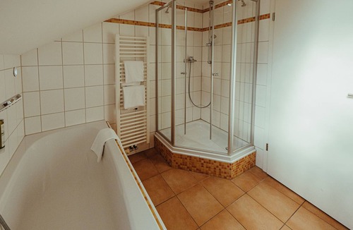 Weststadt House | Studio mit Eigener Voll Ausgestatteter Kochnische