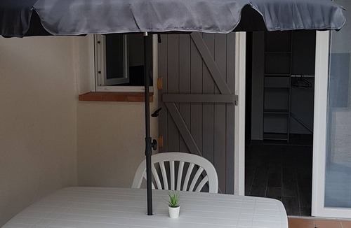 Baille Apartment | Studio modern terrace 10m2, air-conditioned near Timone - Marseille 13005