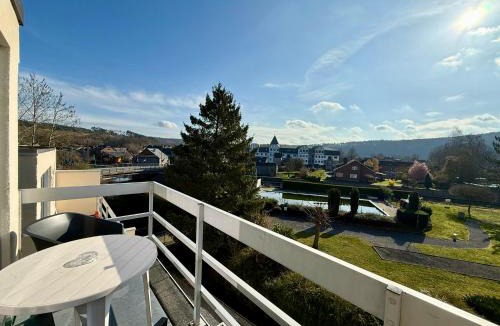 Han-sur-Lesse Apartment | Studio moderne avec balcon , centre Han-sur-Lesse ,5 min Grottes