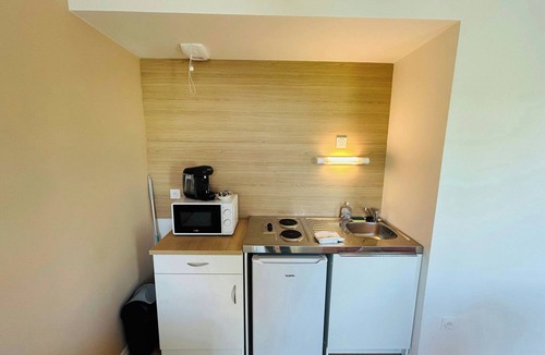 Barbatre Apartment | Studio Moderne | Cathédrale | Suite 204