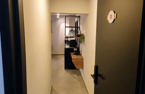 Guarulhos City Centre Apartment | Studio Moderno com Ar: Perto de Tudo no Centro