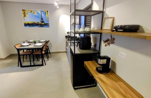 Guarulhos City Centre Apartment | Studio Moderno com Ar: Perto de Tudo no Centro
