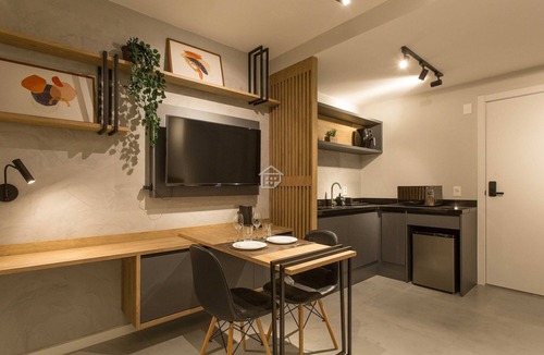 Cidade Baixa Apartment | Studio Moderno com Vista e Lazer Completo