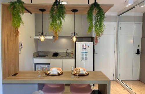 Bigorrilho Apartment | Studio Moderno com sacada Ap 25 Soho Life