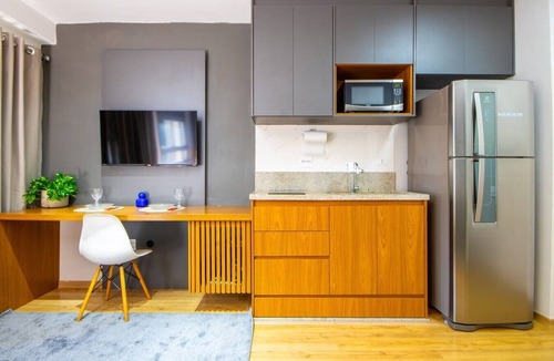 Indianopolis Apartment | Studio Moderno com Varanda - Moema