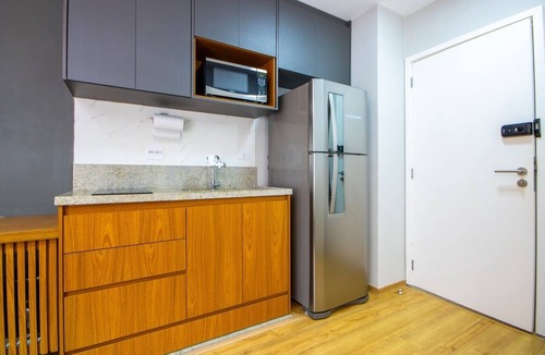 Indianopolis Apartment | Studio Moderno com Varanda - Moema