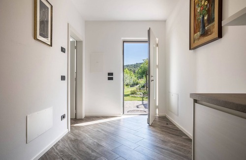 Dro Apartment | Studio 'Monte Brento Gaggiolo 1' with Mountain View and Private Garden