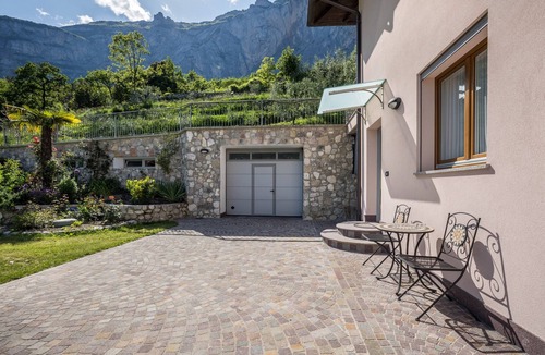 Dro Apartment | Studio 'Monte Brento Gaggiolo 1' with Mountain View and Private Garden