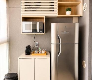 Marilia Apartment | Studio na Av Esmeraldas com garagem