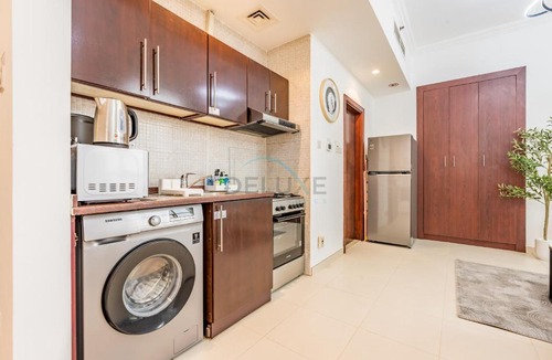 Business Bay Apartment | Studio Near Dubai Water Canal and Bus Station, Conveniently Close to Downtown, The Scala Tower, Business Bay by Deluxe Holiday Homes