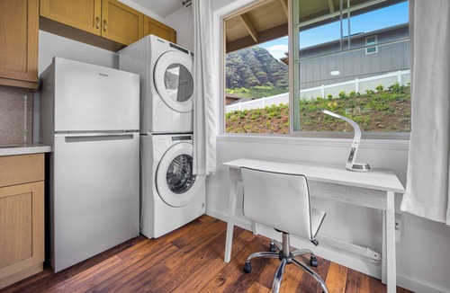 Makaha Valley Apartment | Studio Nene - Beaches, King Bed, Mountains