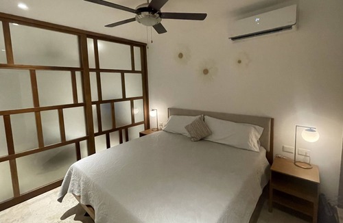 12th Street Condo | Studio next to 5a avenida
