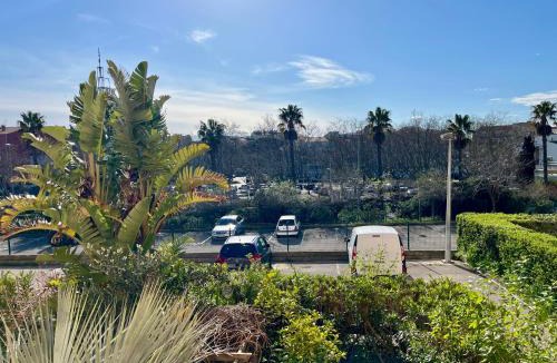 Cap d'Agde Apartment | Studio Nid du Cap wifi, parking, 4 couchages