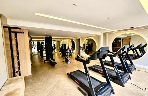 Vila Olimpia Apartment | Studio Novíssimo Vila Olímpia! Piscina Academia Wifi TV LCD CoWorking Portaria 24h! 10min Congonhas!