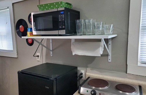 Core Creek Apartment | Studio- Now Lower prices! Bring your boat for summer and fall fishing
