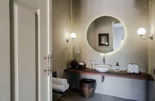 Laksmana Hotel | Studio O