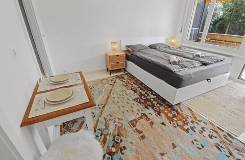 Lens Apartment | Studio Paisible et Chaleureux