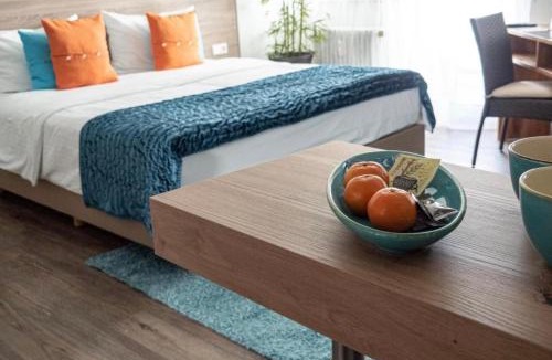 Plochingen Apartment | Studio-Parkplatz-Netflix-Balkon